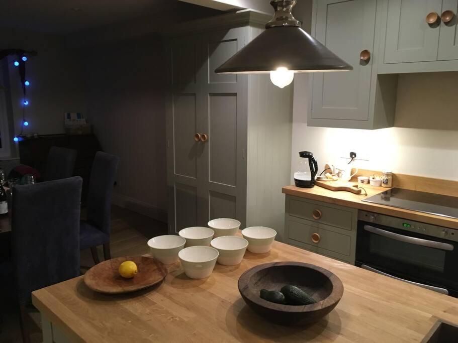St Anthony'S, Bright Perkily Decorated 3 Bedroom House Ampleforth Bagian luar foto