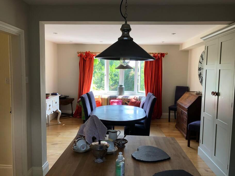 St Anthony'S, Bright Perkily Decorated 3 Bedroom House Ampleforth Bagian luar foto